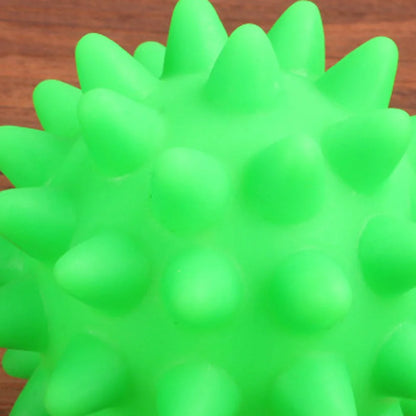 Dog Spiky Ball Toys, Dog Squeaky Chew Balls with Ultra Bouncy, Durable Rubber Dog Toys Ball for Puppy Teething Toys and Pet Cleans Teeth