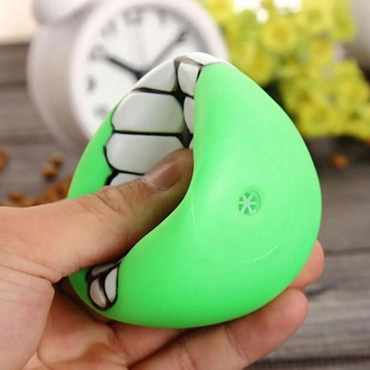 Dog Balls Toys Squeaky Fetch Sound Ball Pet Dog Puppy Squeaky Chew Toy Squeaker Ball Funny Toys