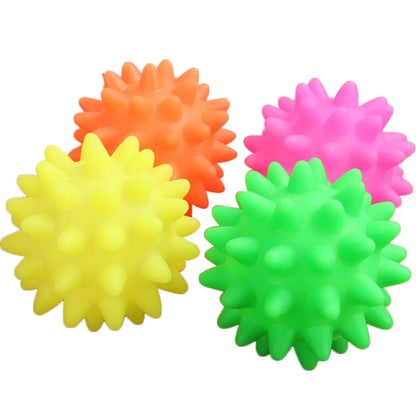 Dog Spiky Ball Toys, Dog Squeaky Chew Balls with Ultra Bouncy, Durable Rubber Dog Toys Ball for Puppy Teething Toys and Pet Cleans Teeth